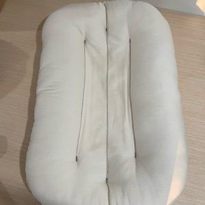 Snuggle Me Organic Baby Lounger